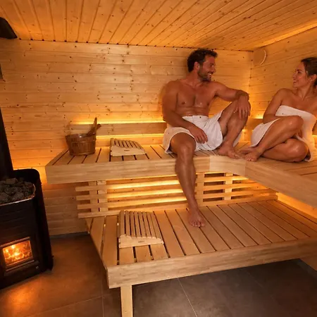 아파트 Wellness At Sea *